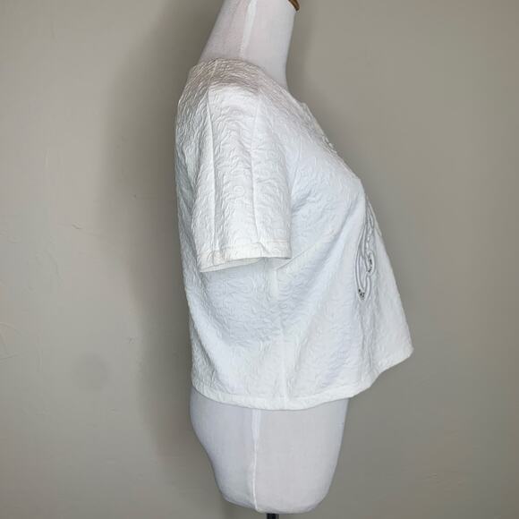 Do & Be Cream Crop Top Stretch Textured Cutout Small - Picture 4 of 9